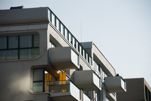 This image has an empty alt attribute; its file name is a-39.jpg